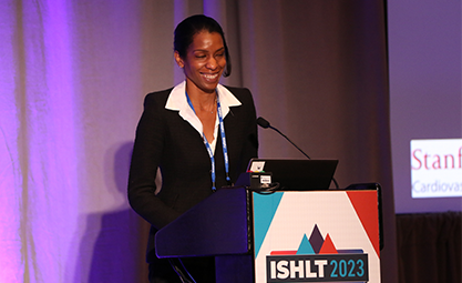 Woman presenting at ISHLT2023
