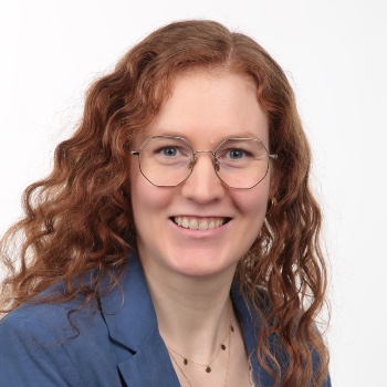 Headshot of Anna Alber