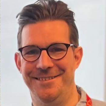 Headshot of Andy Woods