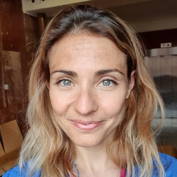 Headshot of Irene Bello