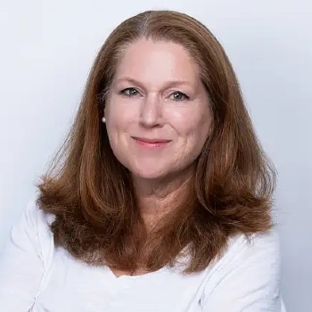 Headshot of Nancy Blumenthal