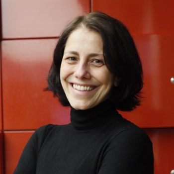 Headshot of Silvia Campos