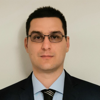 Catalian Iulian Efrimescu Headshot