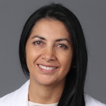 Headshot of Sandra Chaparro