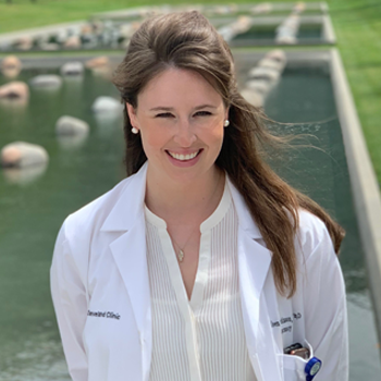 Colleen Hutchinson headshot