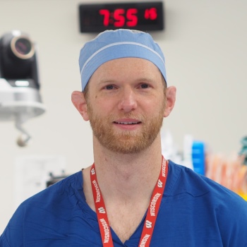 Headshot of Stephen DeVries