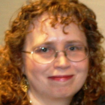 Headshot of Theresa Gilzinis