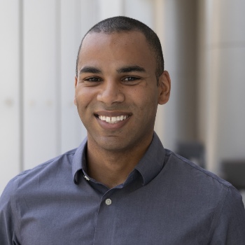 Headshot of Aaron Hutchins