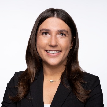 Headshot of Erin Isaza