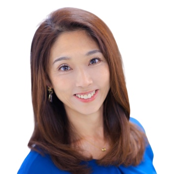 Headshot of Tomoko Kato