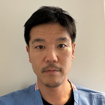 Headshot of Satoshi Miyairi