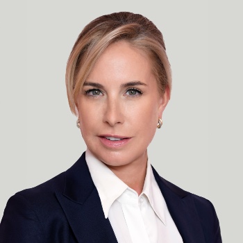 Headshot of Isabelle Schmitt Opitz