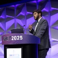 Photo of a presenter at ISHLT2025